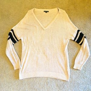 AEO sweater